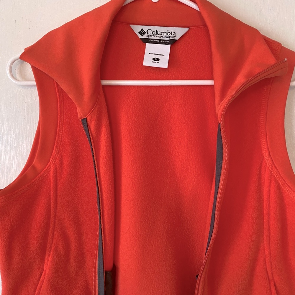 Vest - Picture 2 of 4